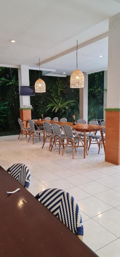 Villa Aurora Cisarua Buitenkant foto