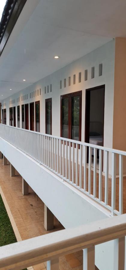 Villa Aurora Cisarua Buitenkant foto