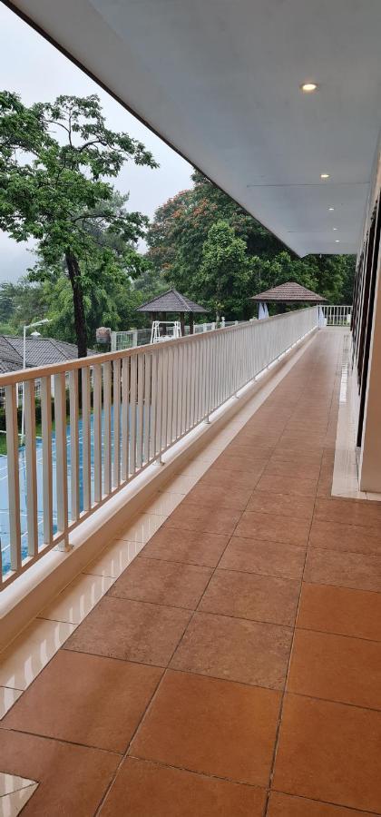 Villa Aurora Cisarua Buitenkant foto
