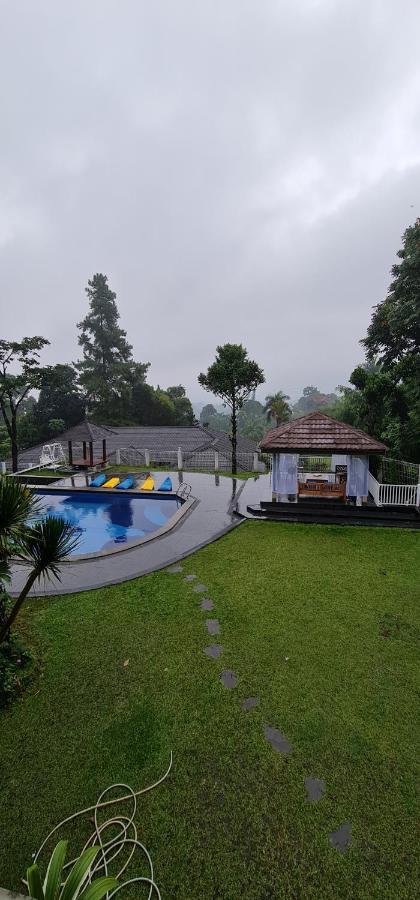 Villa Aurora Cisarua Buitenkant foto