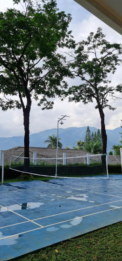 Villa Aurora Cisarua Buitenkant foto