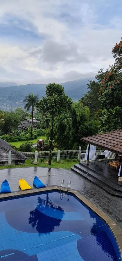 Villa Aurora Cisarua Buitenkant foto