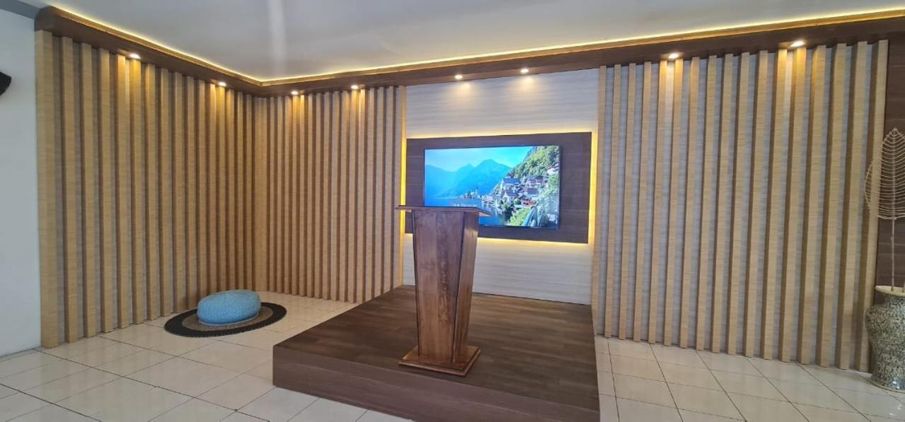 Villa Aurora Cisarua Buitenkant foto